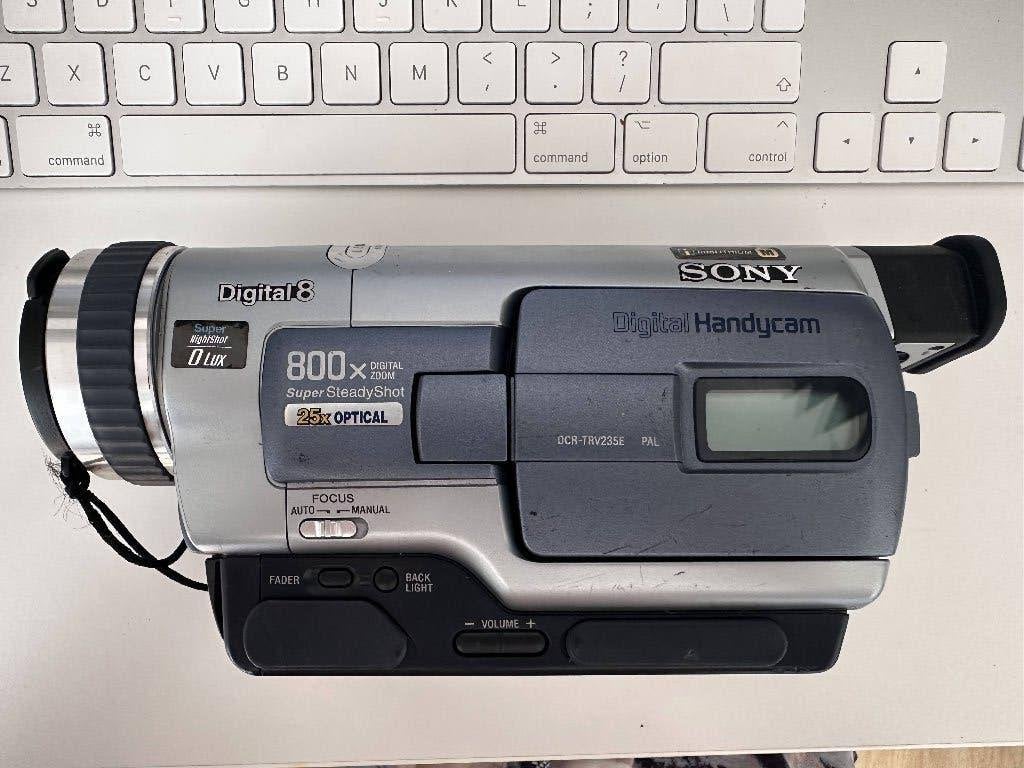 Sony DCR-TRV235E Digital8 Camcorder, Gebruikt, 20x of meer, Overige soorten, Ophalen of Verzenden