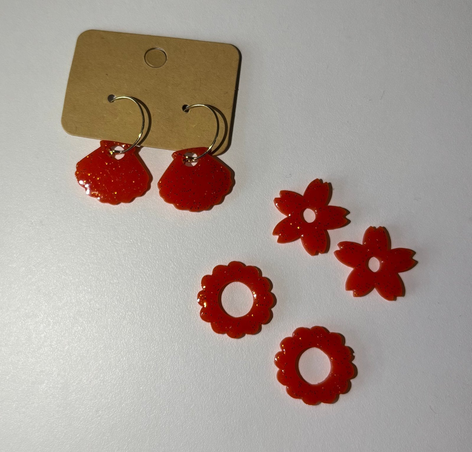 Oorbellen van epoxy, Overige materialen, Hangers, Nieuw, Oranje