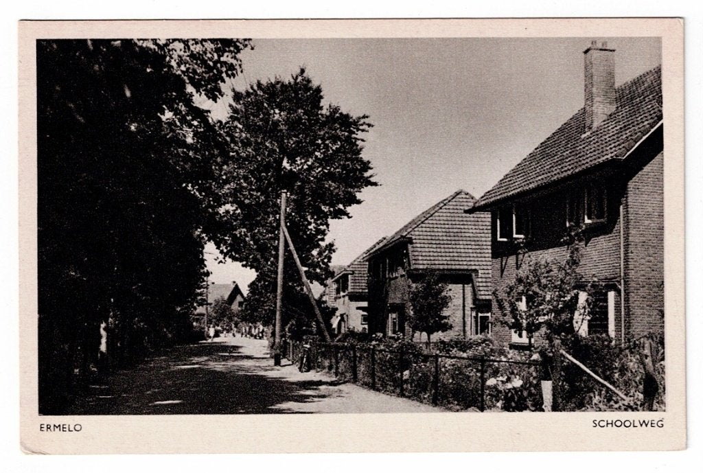 Ermelo jaren '20. De Schoolweg., Ophalen of Verzenden, 1920 tot 1940, Ongelopen, Gelderland