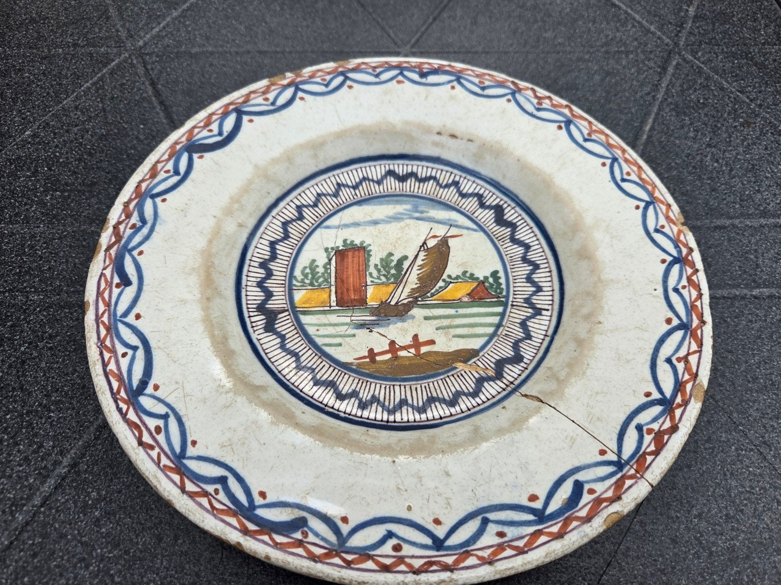 Antiek Delfts Blauw Bord met Scheepsmotief, Ophalen of Verzenden