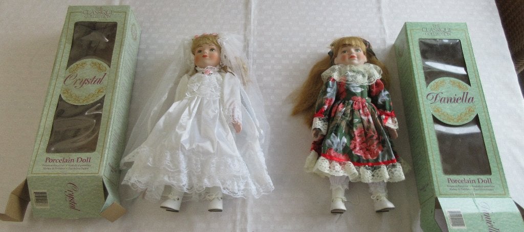 2 Porseleine poppen The Classic collection, Onbekend, Nieuw, Ophalen of Verzenden, Onbekend