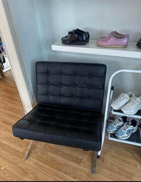 Barcelona chair, Ophalen, Zo goed als nieuw