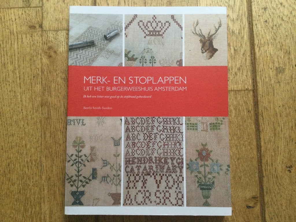 Merk- en stoplappen uit het Burgerweeshuis Amsterdam, Ophalen of Verzenden, Zo goed als nieuw, Handborduren, Overige typen