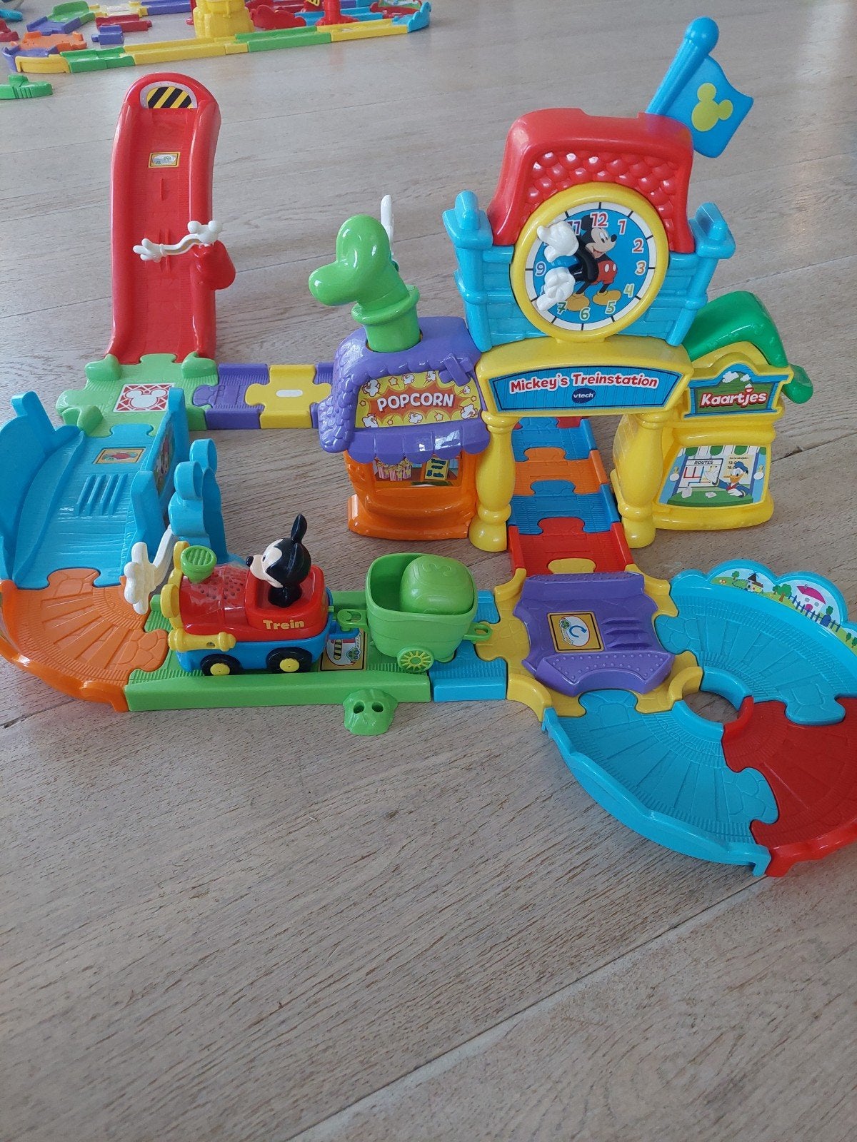 VTech Mickey's Treinstation, Ophalen of Verzenden, Zo goed als nieuw, Met wieltjes