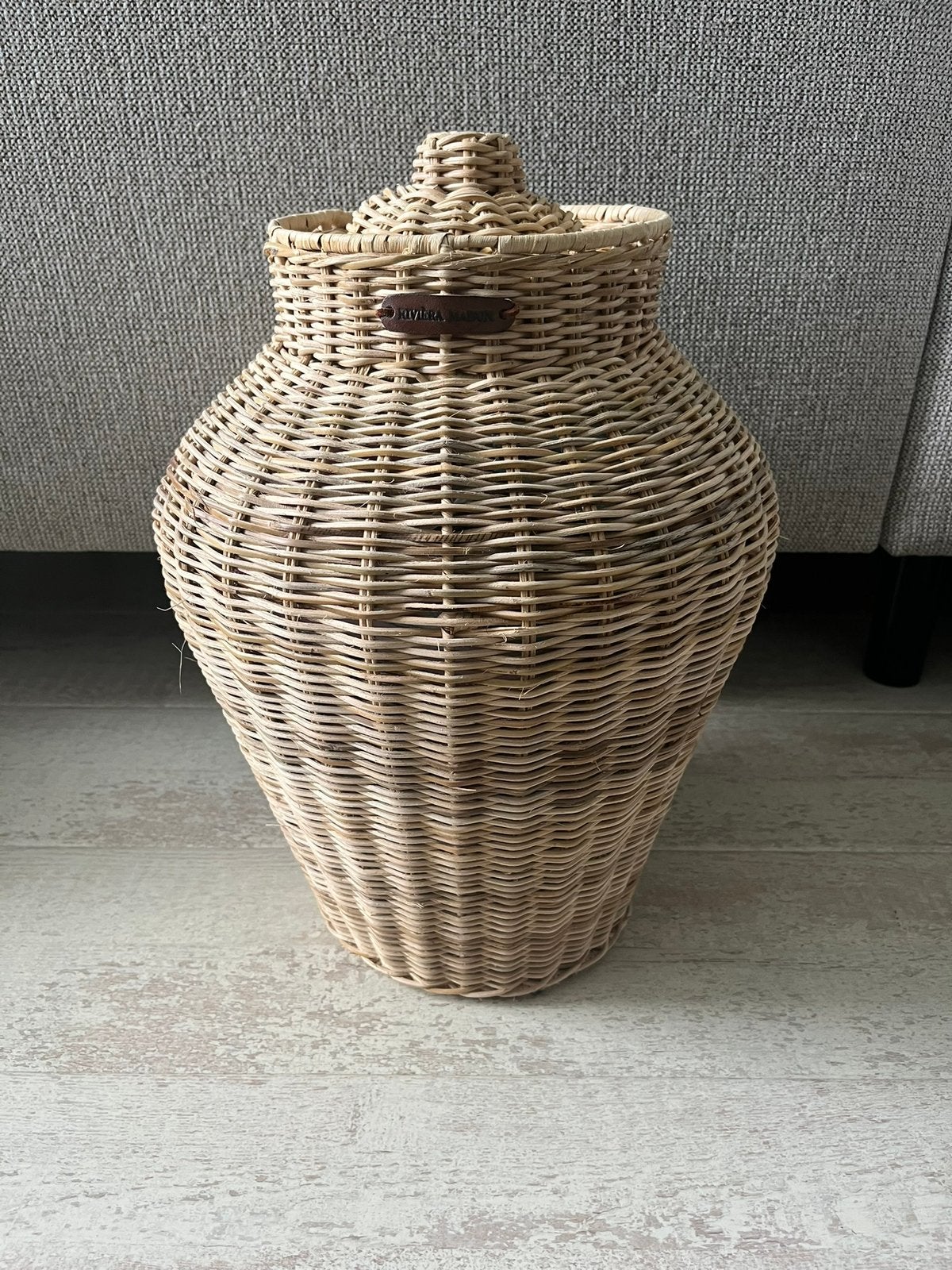 Te koop: Rivièra Maison rustic rattan ginger kar/pot/mand, Huis en Inrichting, Woonaccessoires | Schalen en Manden, Mand, Rond