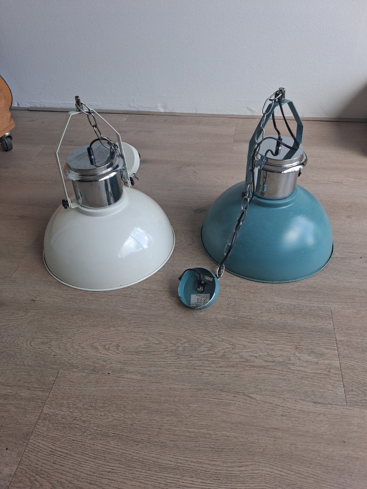 2 Industriēle lampen blauw en wit, Ophalen of Verzenden, Zo goed als nieuw, Metaal, Modern