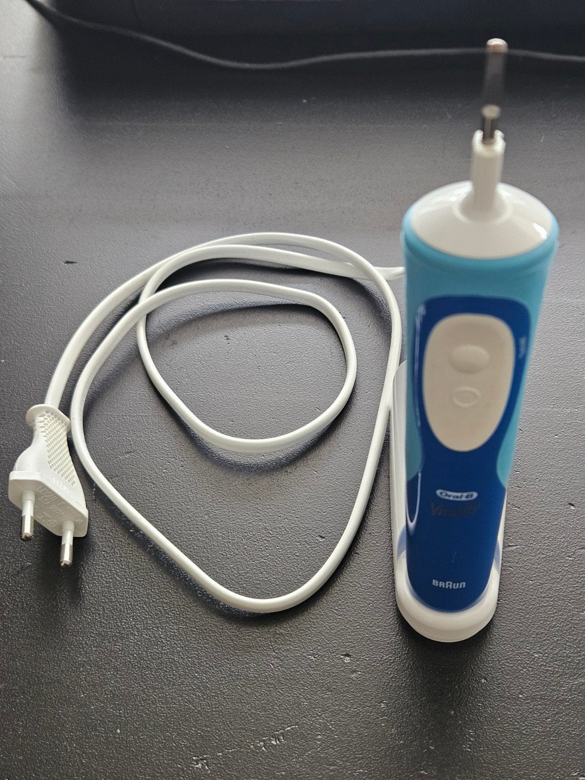 ELECTRISCHE TANDENBORSTEL VITALITY ORAL B, Ophalen of Verzenden, Zo goed als nieuw, Tandenborstel