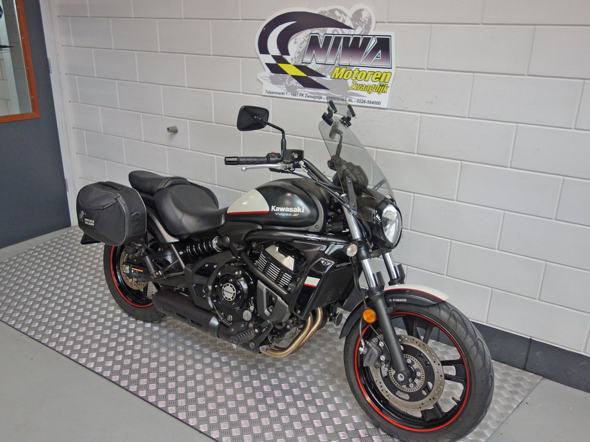 Kawasaki Vulcan S, Motoren, Meer dan 35 kW, ABS, Handgeschakeld, 649 cc
