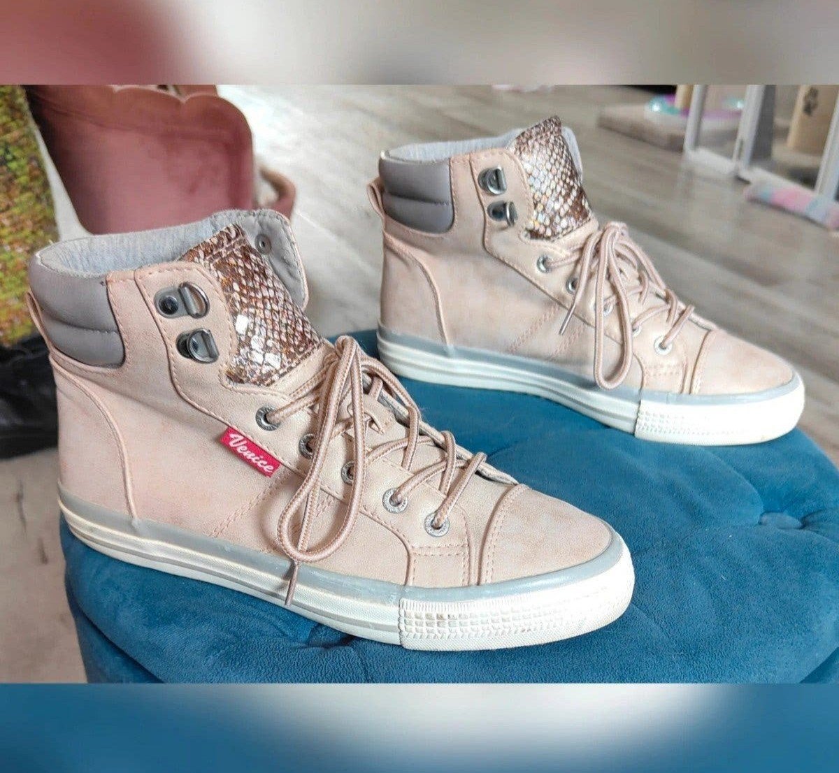 Toffe lichtroze/beige sneakers Venice maat 38, Ophalen of Verzenden, Zo goed als nieuw, Beige, Sneakers of Gympen