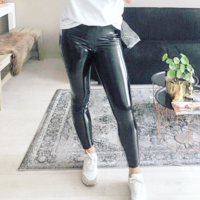 Lak leren legging met veel stretch maat M, Kleding | Dames, Verzenden, Zo goed als nieuw, Zwart, Legging