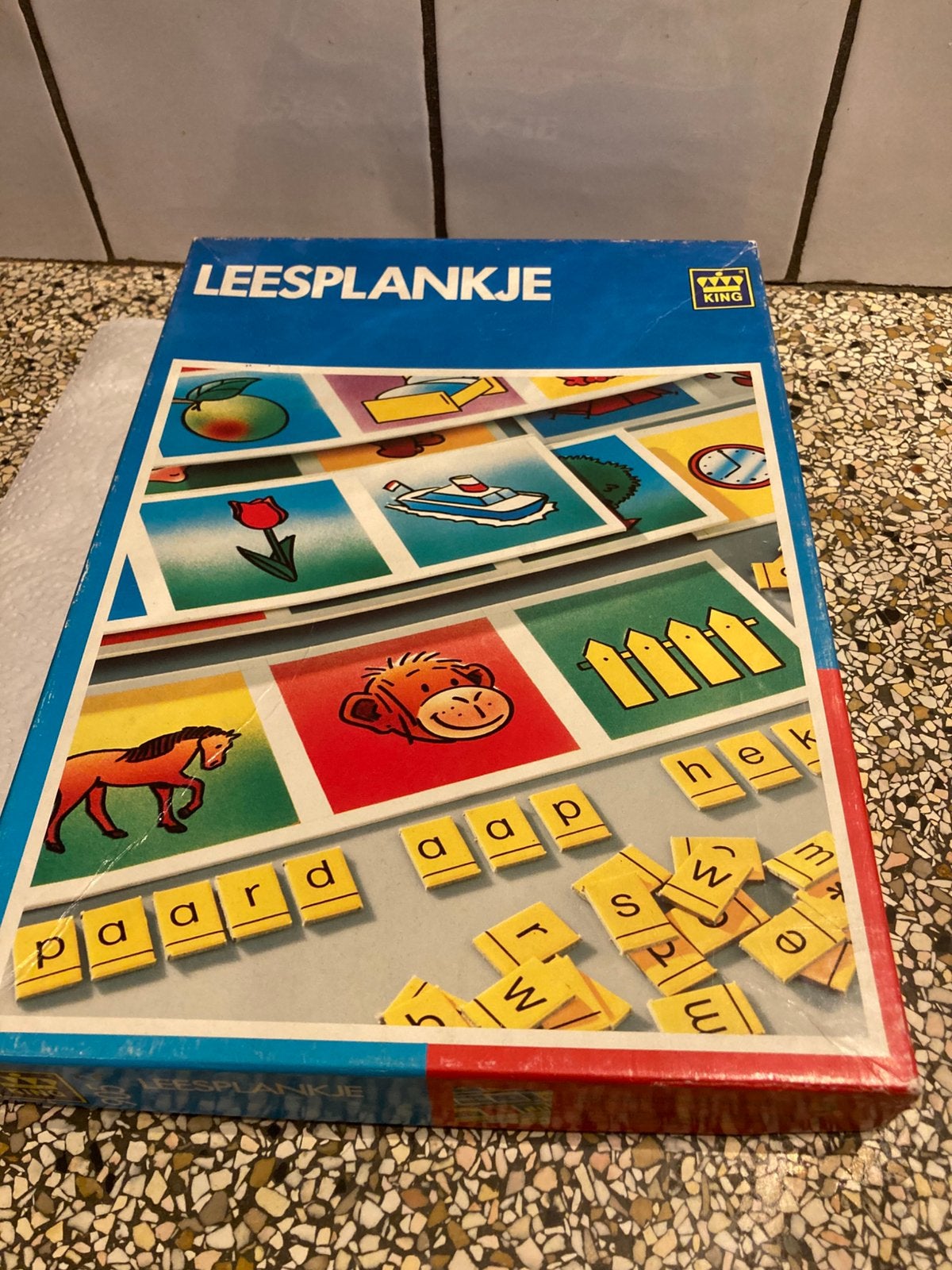Leesplankje, Ophalen of Verzenden, Zo goed als nieuw