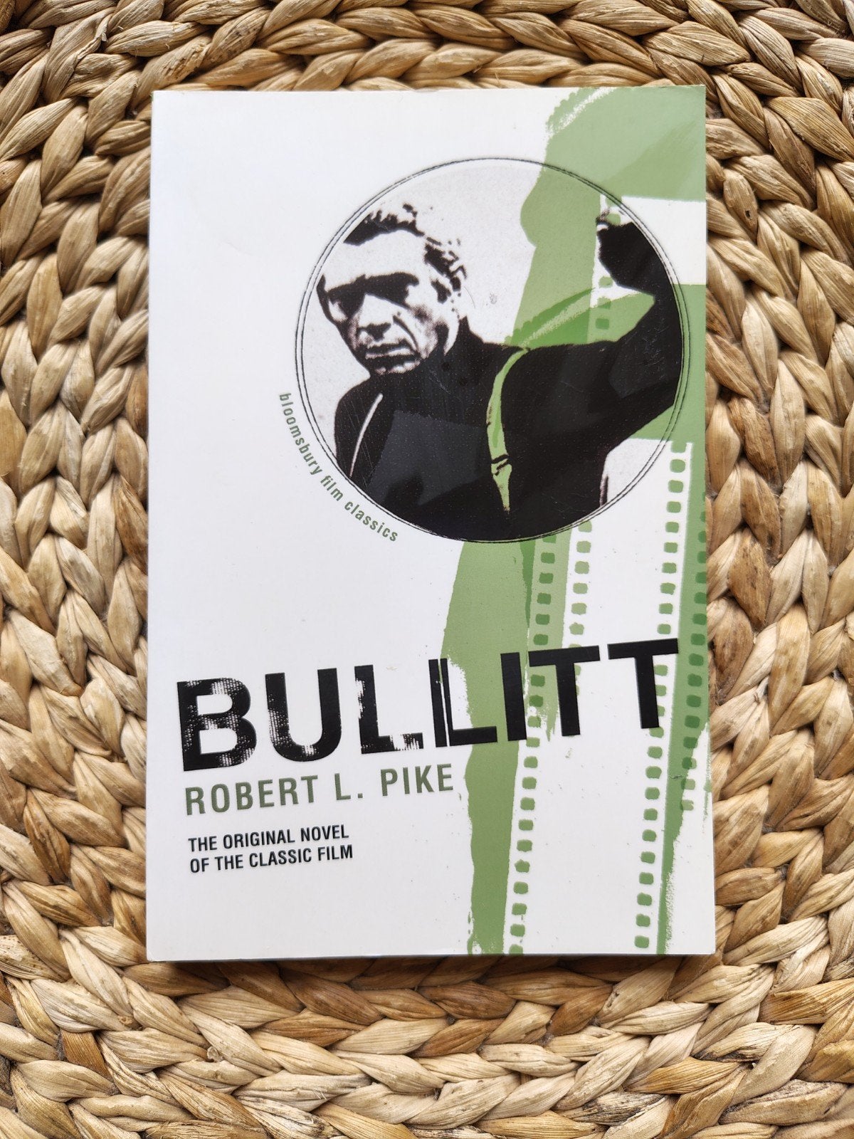 Robert L.Pike - Bullitt, Ophalen of Verzenden, Zo goed als nieuw