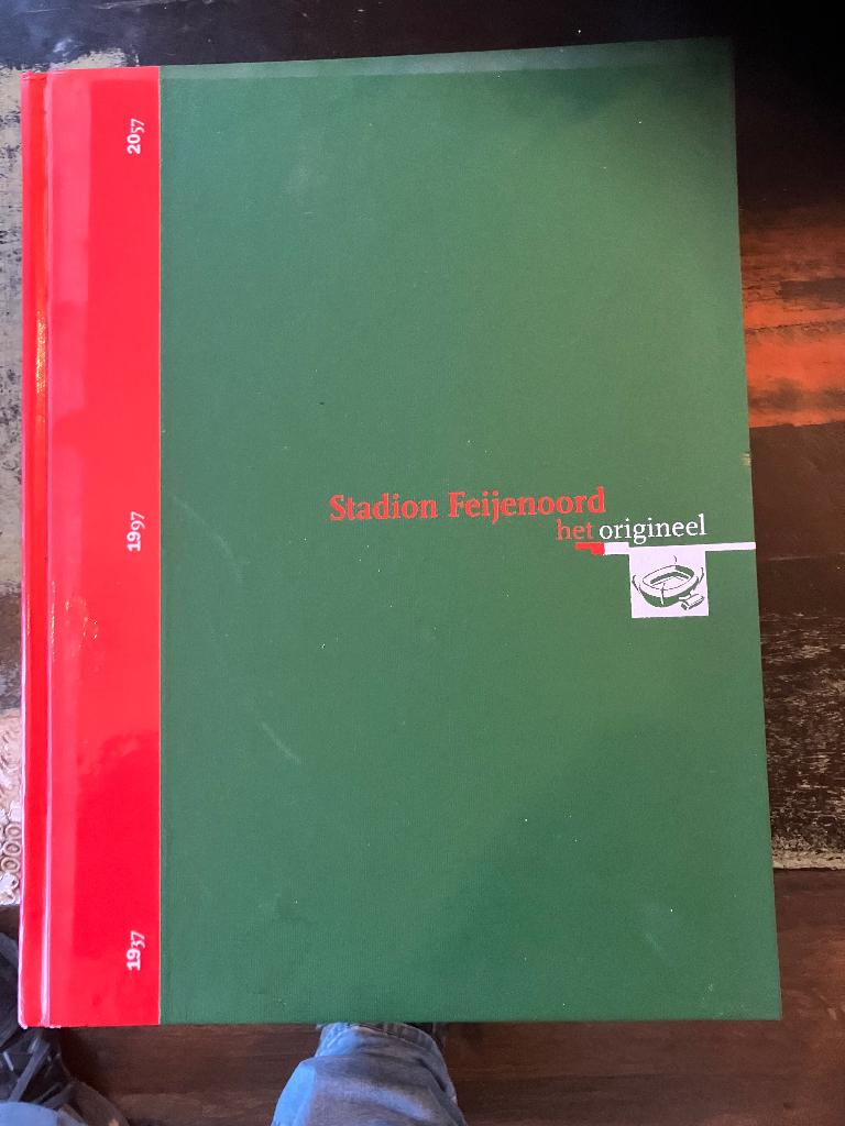 Feyenoord boek stadion, Boeken, Ophalen of Verzenden, Zo goed als nieuw, Balsport
