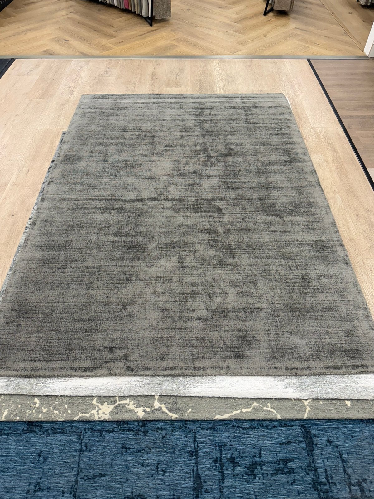 KARPET MART VISSER 1.60 x 2.30 IN GREY SCHOWROOM, Ophalen, 200 cm of meer, Grijs, Rechthoekig