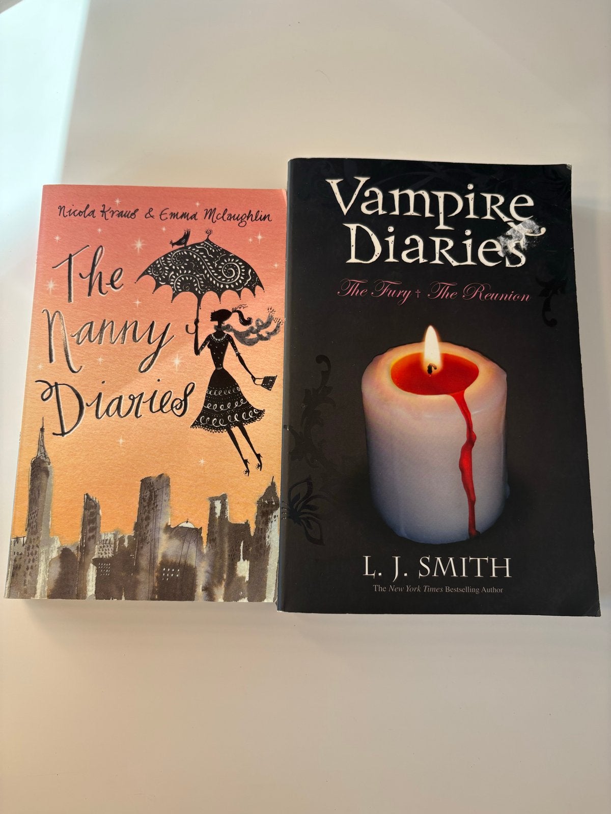 Boeken: The Nanny Diaries & Vampire Diaries (Engels), Ophalen of Verzenden, Nieuw, Wereld overig