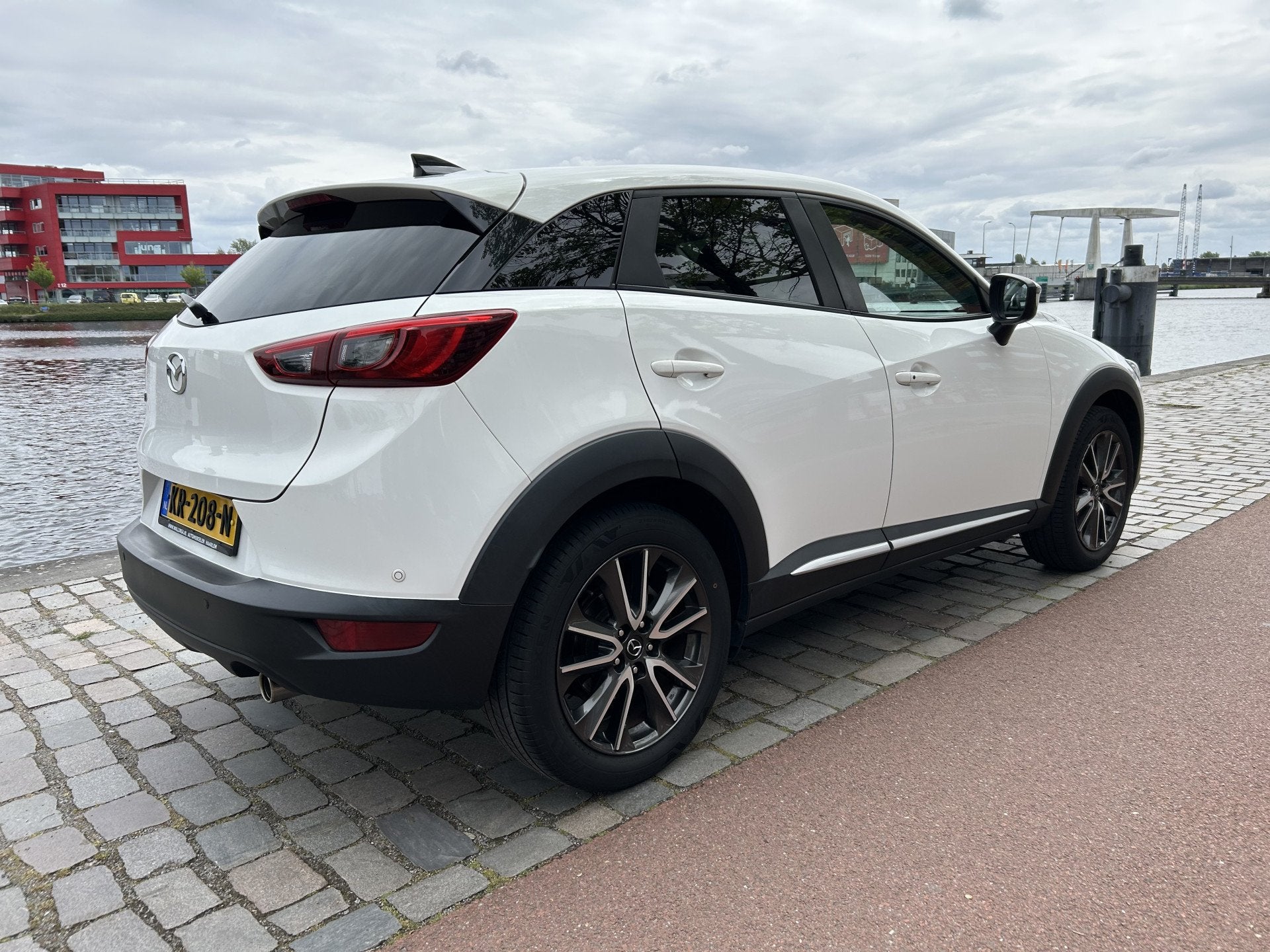 Mazda CX-3 2.0 SkyActiv-G 120 GT-M leer navi/camera airco/ec, Auto's, Voorwielaandrijving, Gebruikt, 4 cilinders, Handgeschakeld