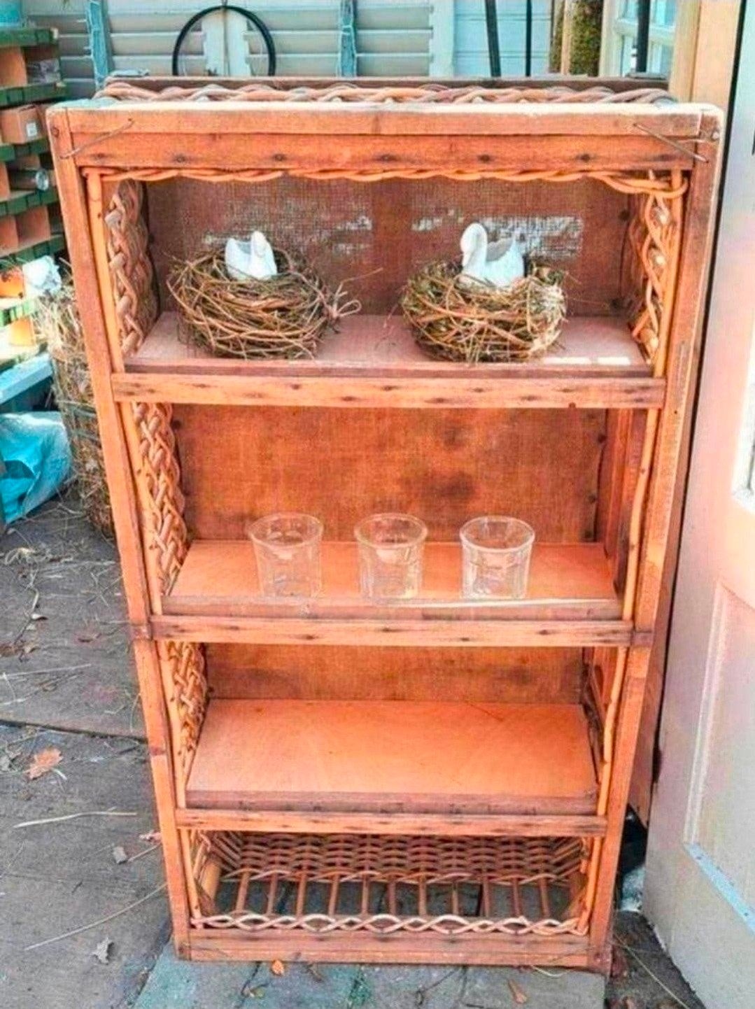 Brocante kast van duivenmand/Brocante Het Kroontje, Ophalen