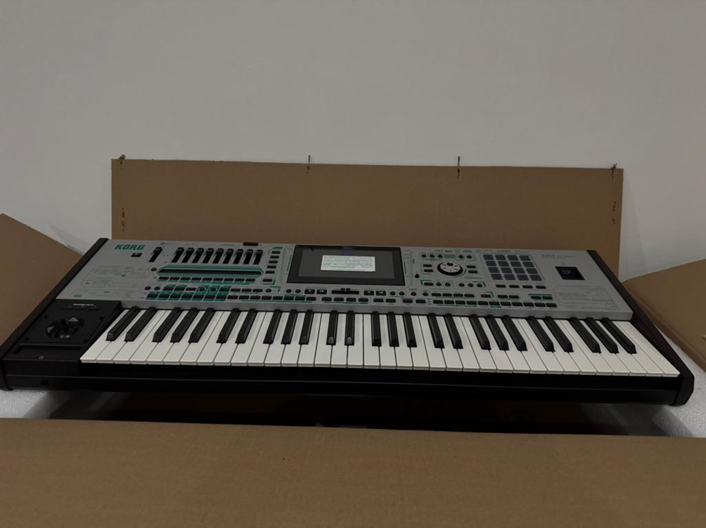 Korg pa5x ZM, Muziek en Instrumenten, Keyboards, Ophalen of Verzenden, Zo goed als nieuw, 61 toetsen, Korg