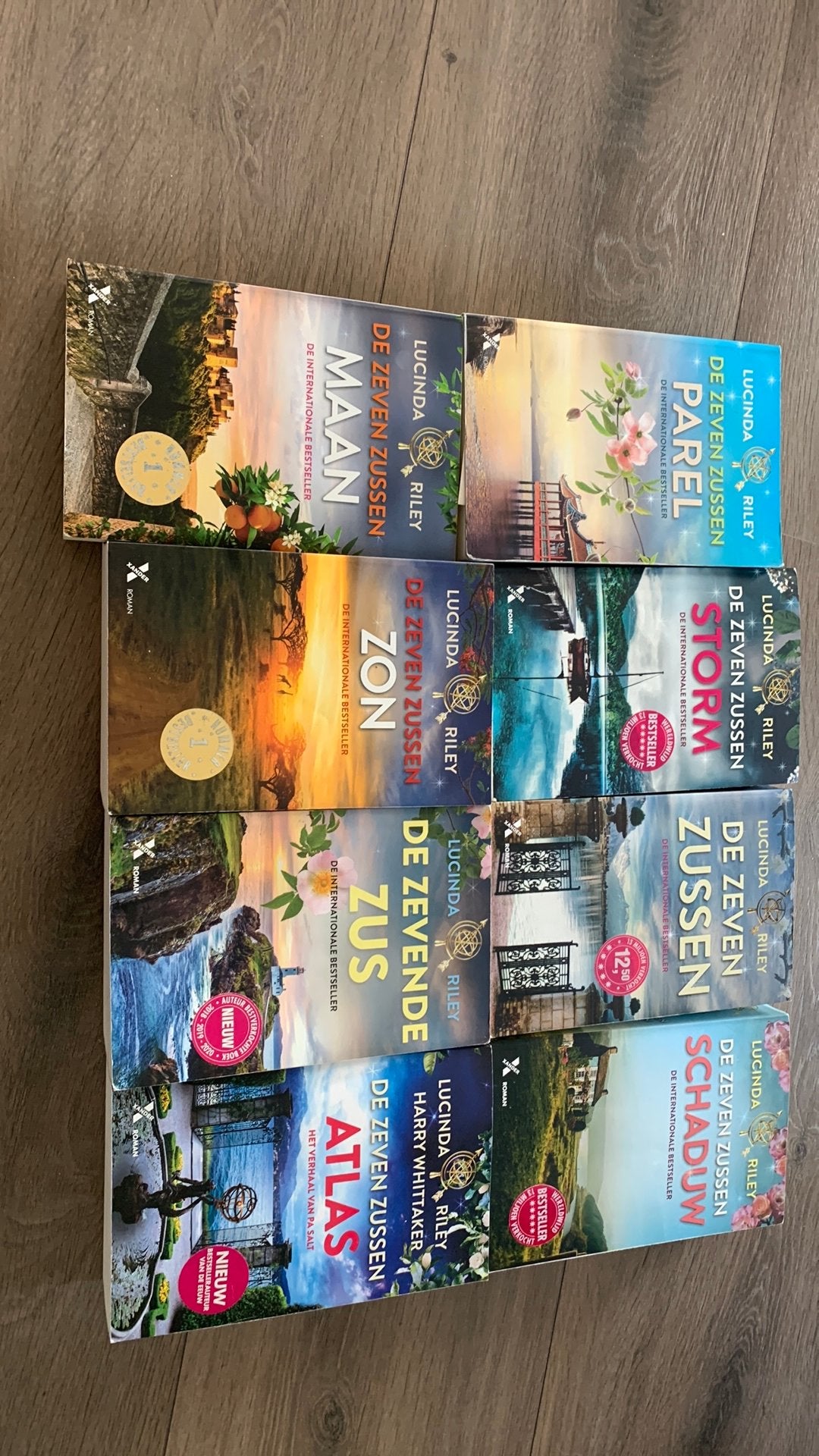 Serie de Zeven Zussen, Ophalen, Zo goed als nieuw