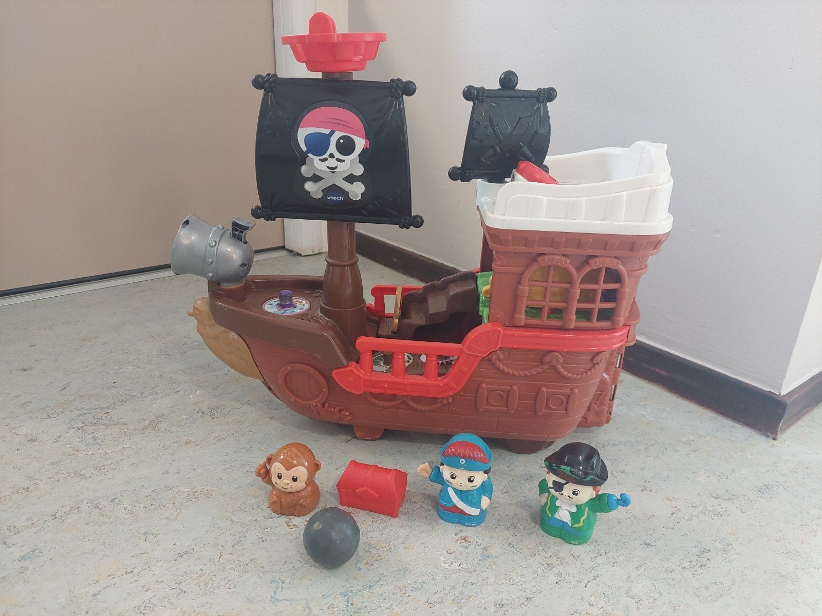 VTech Toet Toet Auto's Piratenschip met accessoires, Ophalen, Zo goed als nieuw, 2 tot 4 jaar