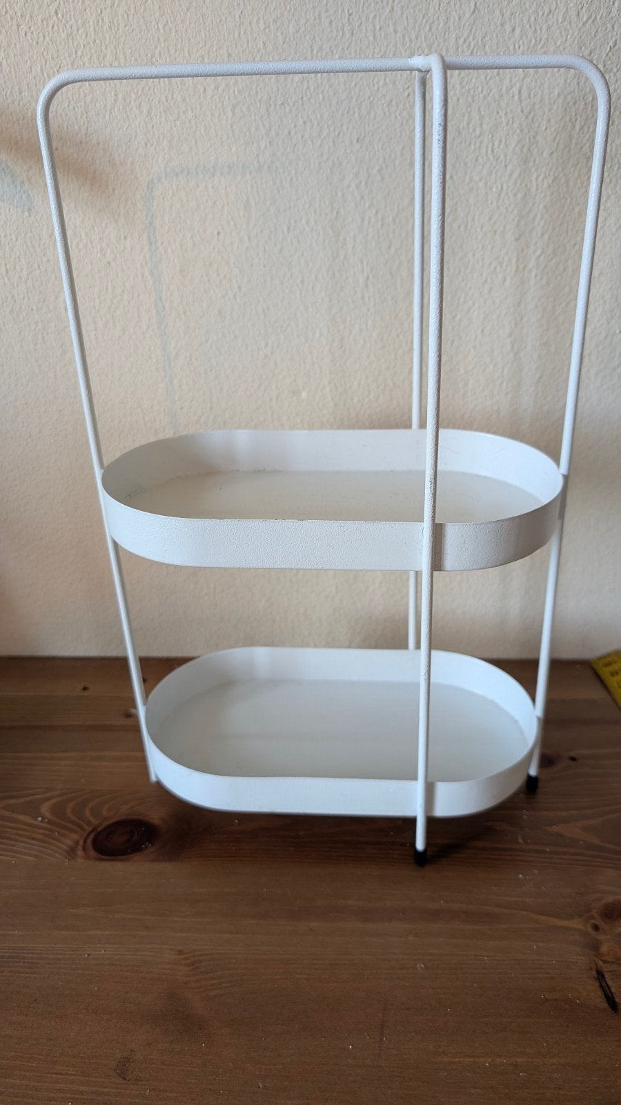 Wit metalen rekje 32 cm hoog, Metaal, Onbekend, Ophalen of Verzenden, Zo goed als nieuw