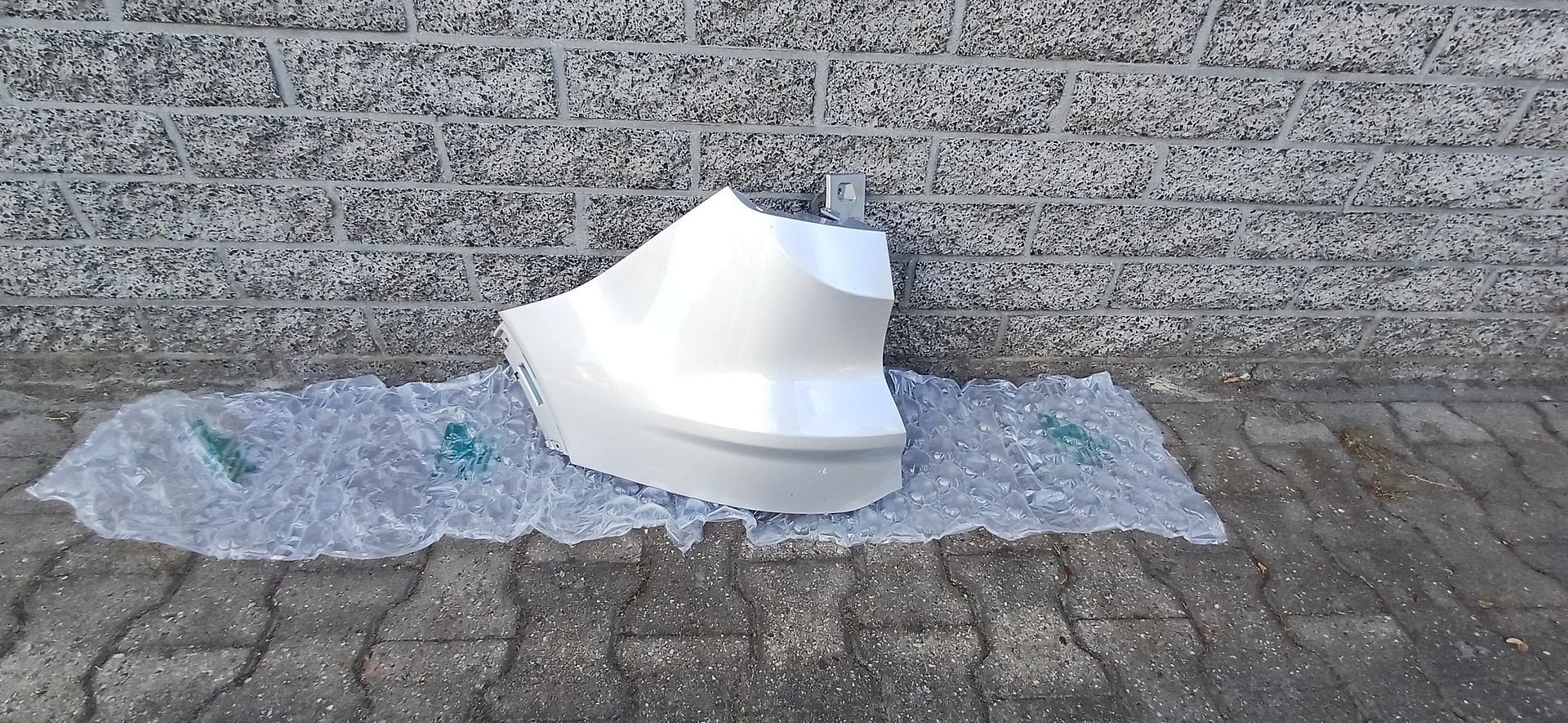 Ford Kuga 2 II MKII Bumper hoek LA Linksachter GV4417A895A, Gebruikt, -, -, Ophalen of Verzenden