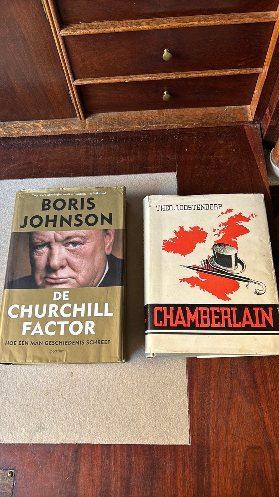 Boris Johnson - De churchill factor & Chamberlain, Gelezen, Europa, Ophalen of Verzenden, Boris Johnson