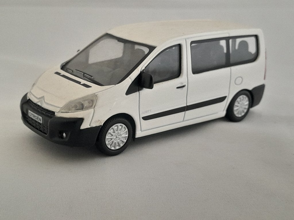 Citroën Jumpy minibus; 1:43 van Mondo Motors, Hobby en Vrije tijd, Ophalen of Verzenden, Zo goed als nieuw, Auto, Overige merken