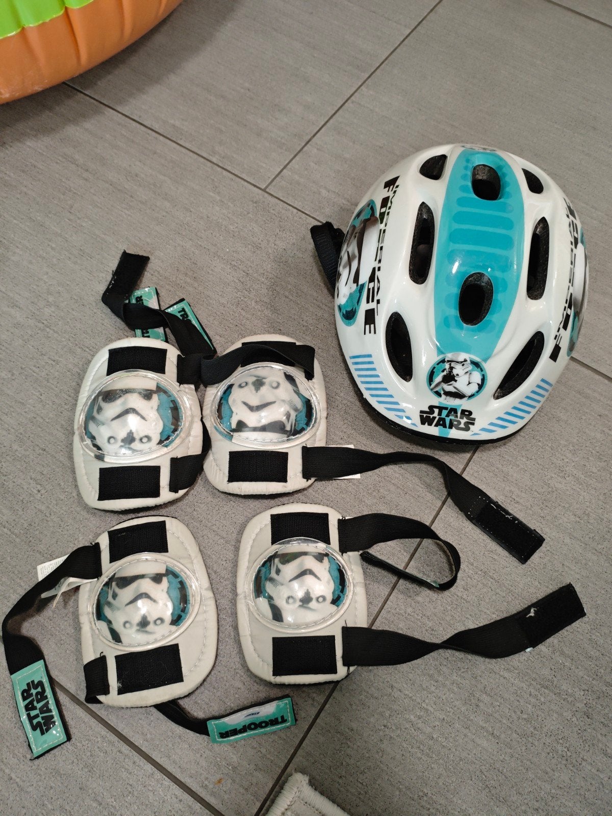 Fietshelm en beschermers Star Wars voor kind 5-6 jaar, Ophalen, Gebruikt, Star Wars, Jongen of Meisje