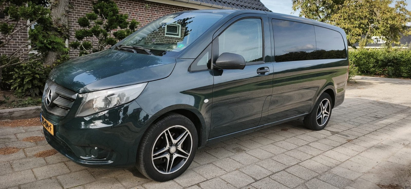 Mercedes Vito 114 CDI DubbeleCabine 5 pers 2015 L2 Automaat, Auto's, Automaat, Euro 5, Zwart, 4 cilinders