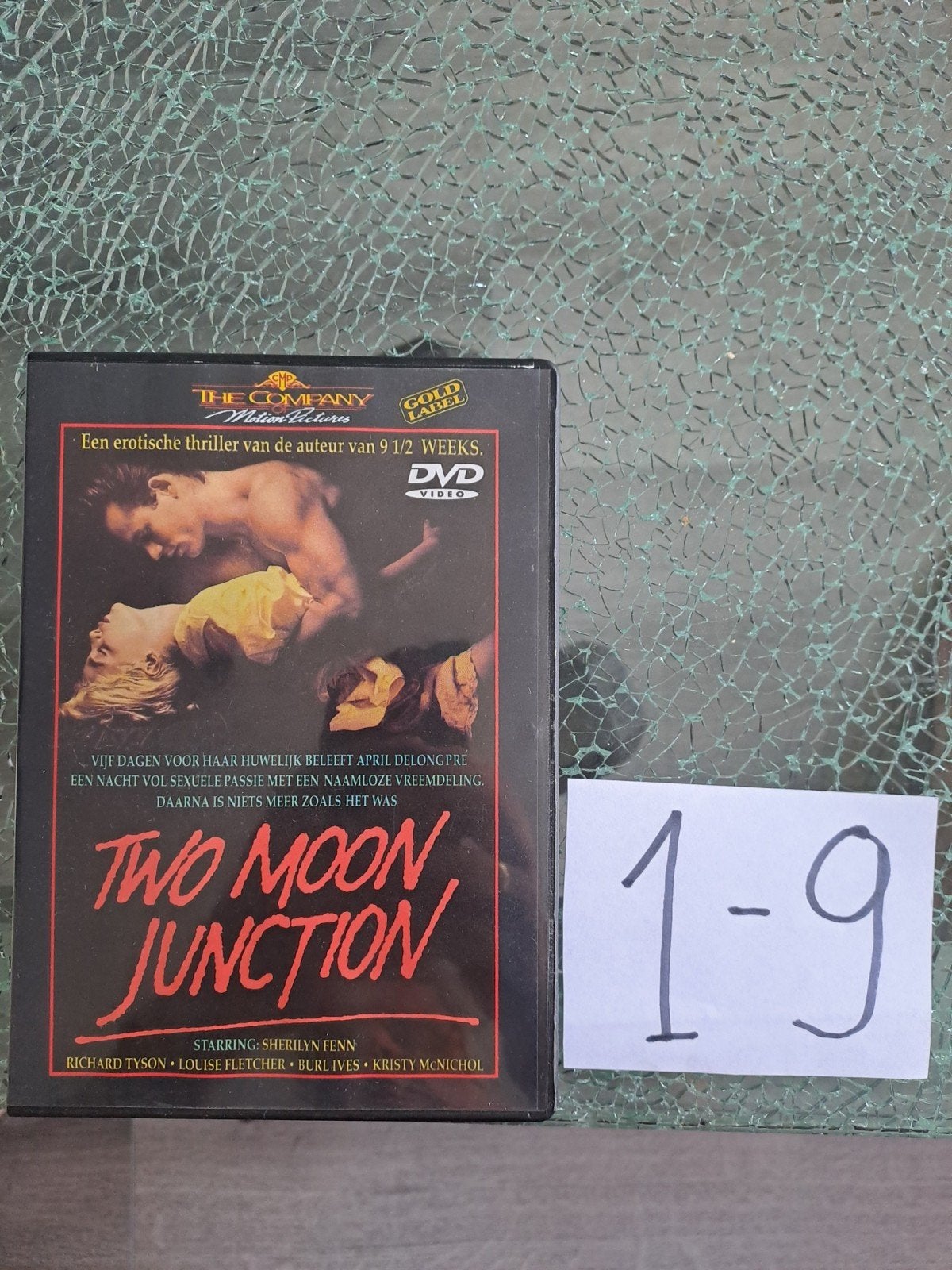 two moon junction (dvd), Ophalen of Verzenden