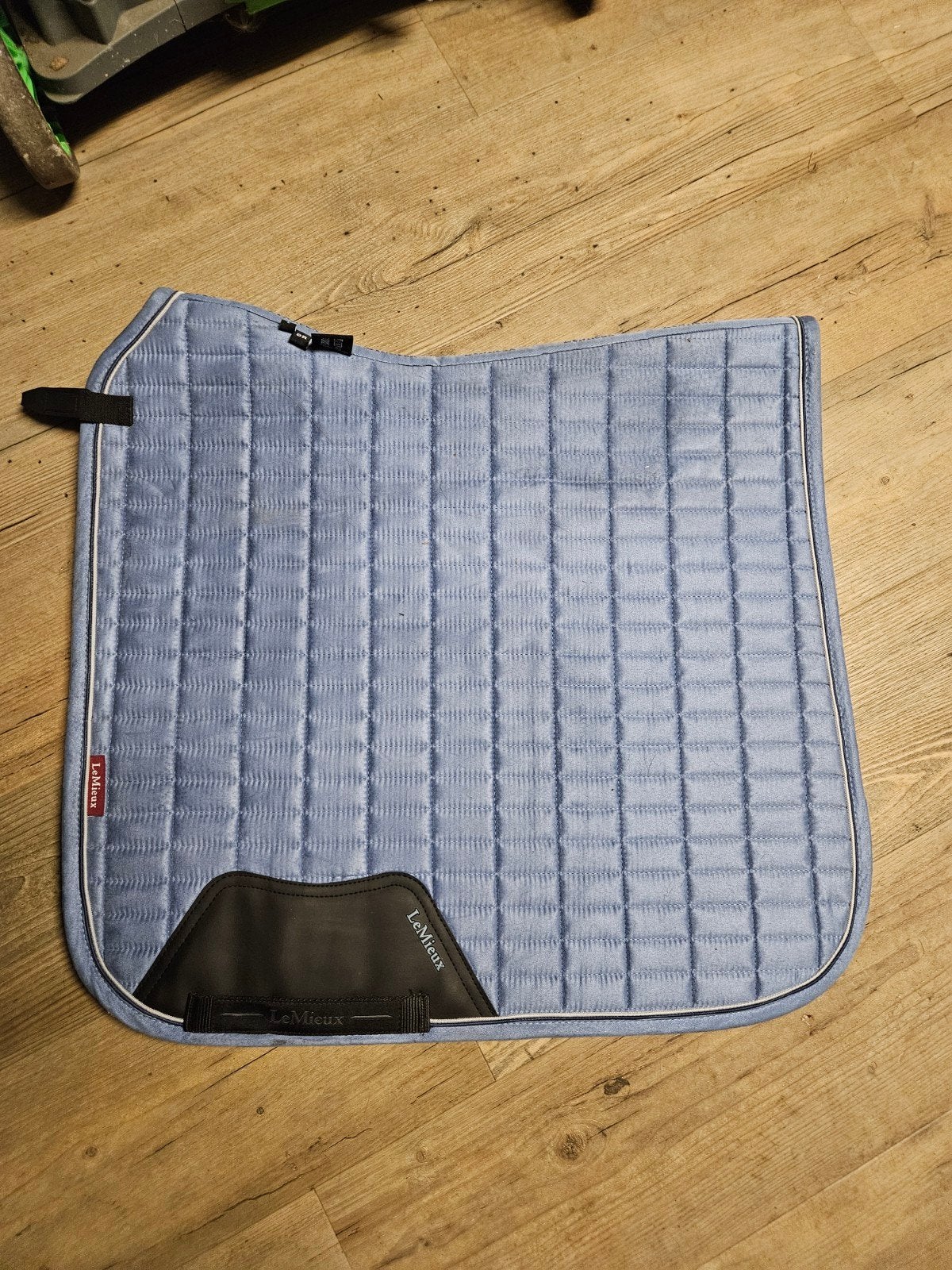 lemieux le mieux suede powder blue dekje, Dieren en Toebehoren, Paarden en Pony's | Dekens en Dekjes, Full (L), Dressuurdekje