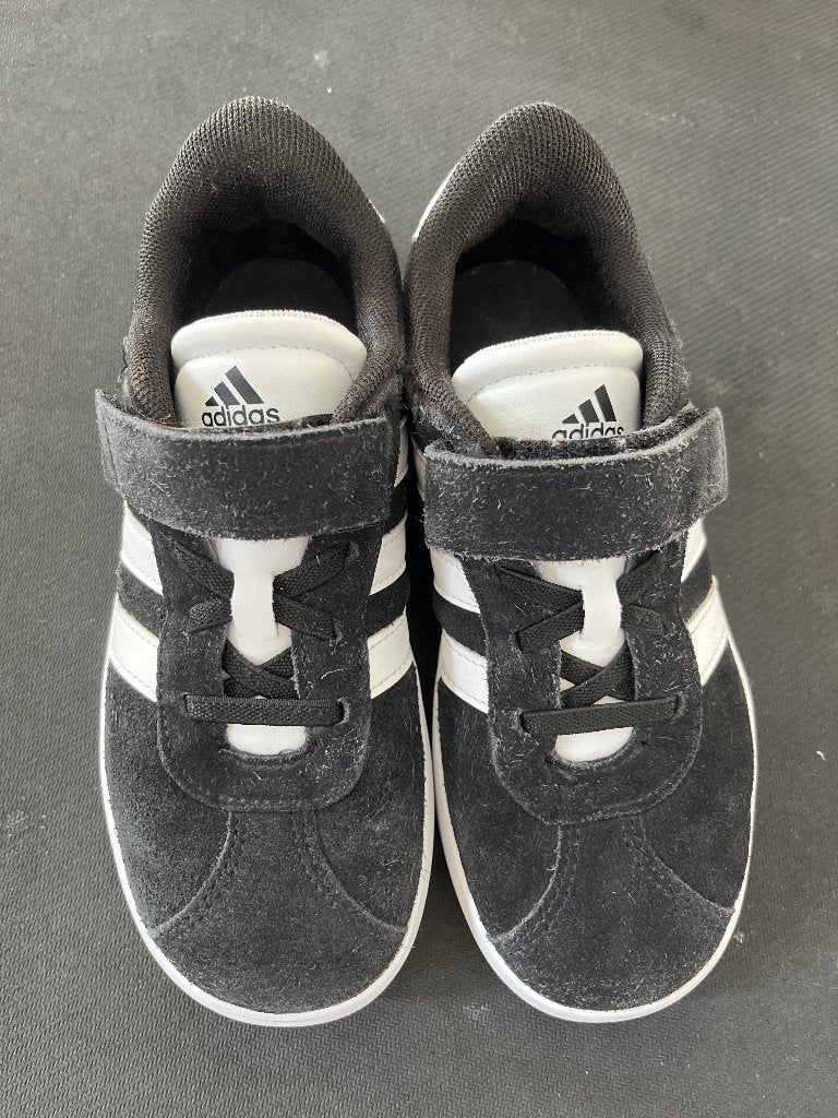 Schoenen maat 33, Adidas, Jongen of Meisje, Schoenen, Ophalen of Verzenden