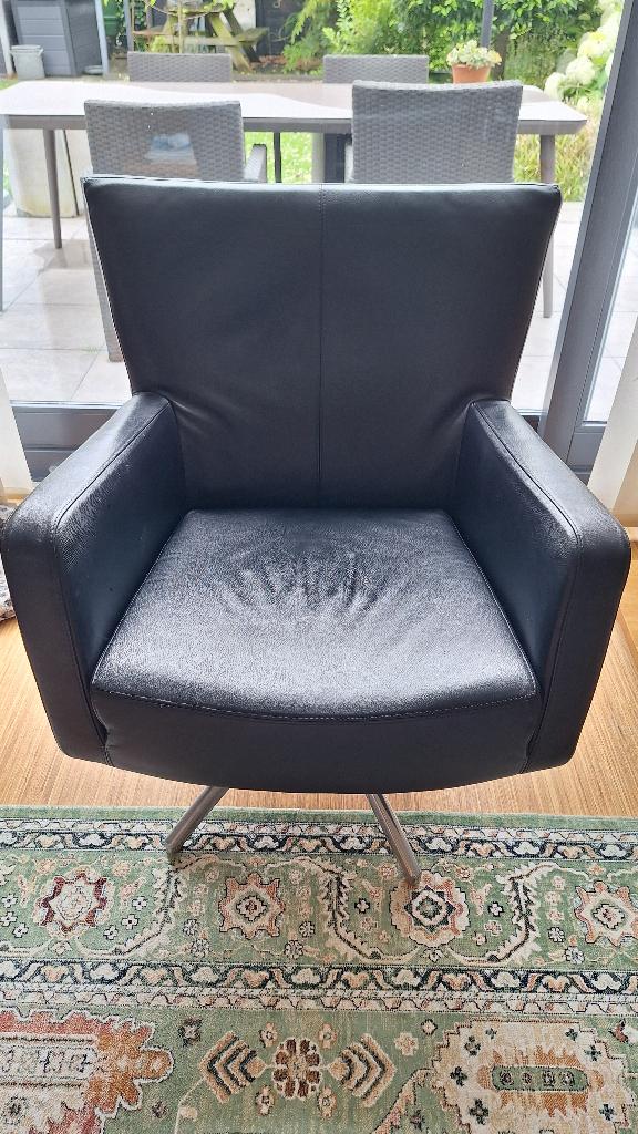 Zwart lederen draai-fauteuil 'Bree's New world', Ophalen, Gebruikt, Minder dan 75 cm, Modern