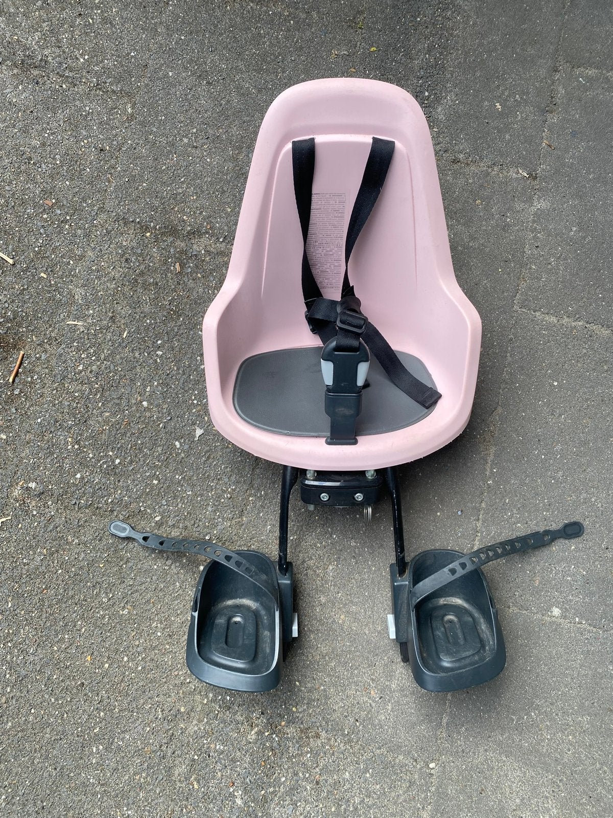 Bobike Go fietsstoeltje voorzitje Pink, Ophalen, Gebruikt, Voetsteuntjes