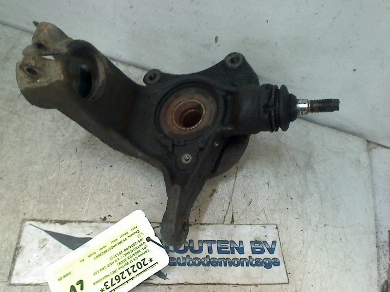 Fusee Links Voor Citroën C5 II Berline (RC) 2006, Gebruikt, Citroën, Kontakt-citroen@citroen.com, Citroën Deutschland GmbH