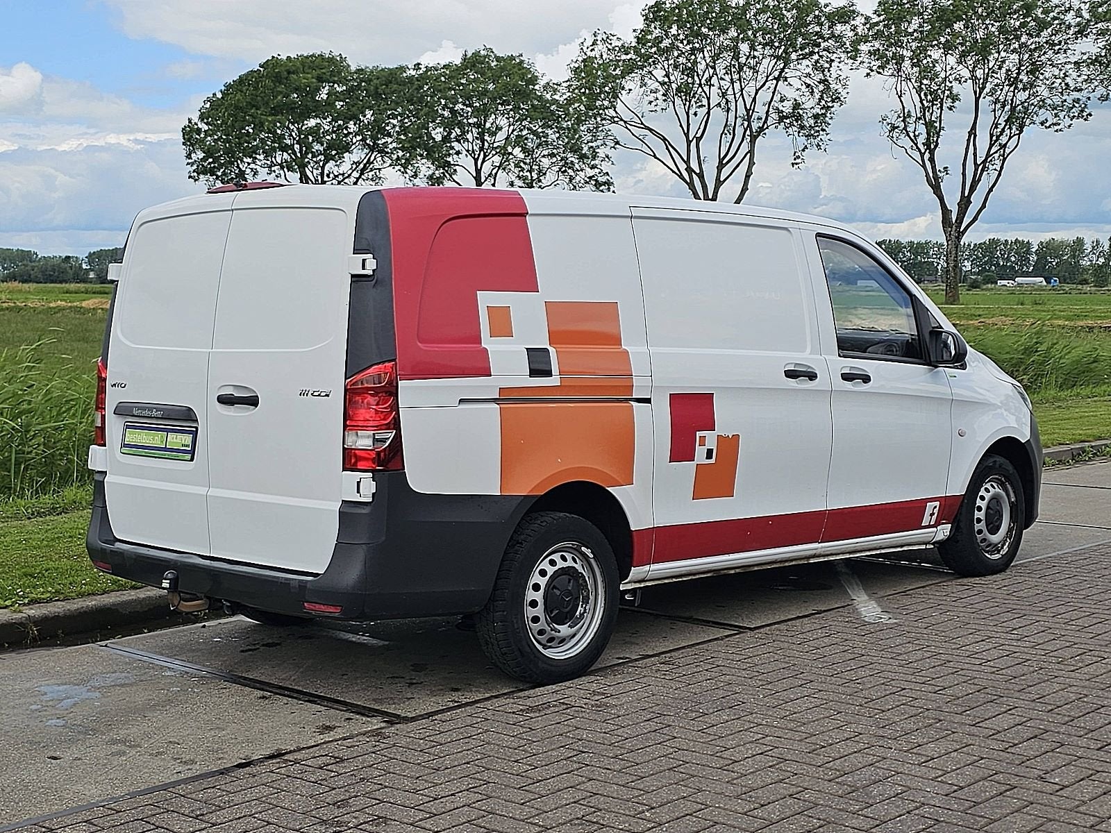 MERCEDES-BENZ VITO 111 l2 euro6 3-zits, Auto's, Navigatiesysteem, Gebruikt, Euro 6, 1878 kg