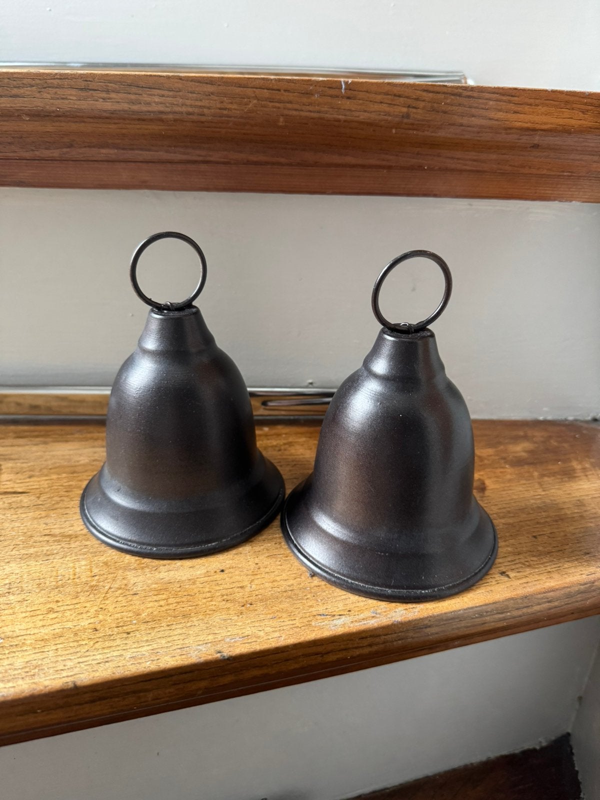 2x Metalen bel zwart, Huis en Inrichting, Woonaccessoires | Overige, Ophalen of Verzenden, Zo goed als nieuw, Zwart, Metaal