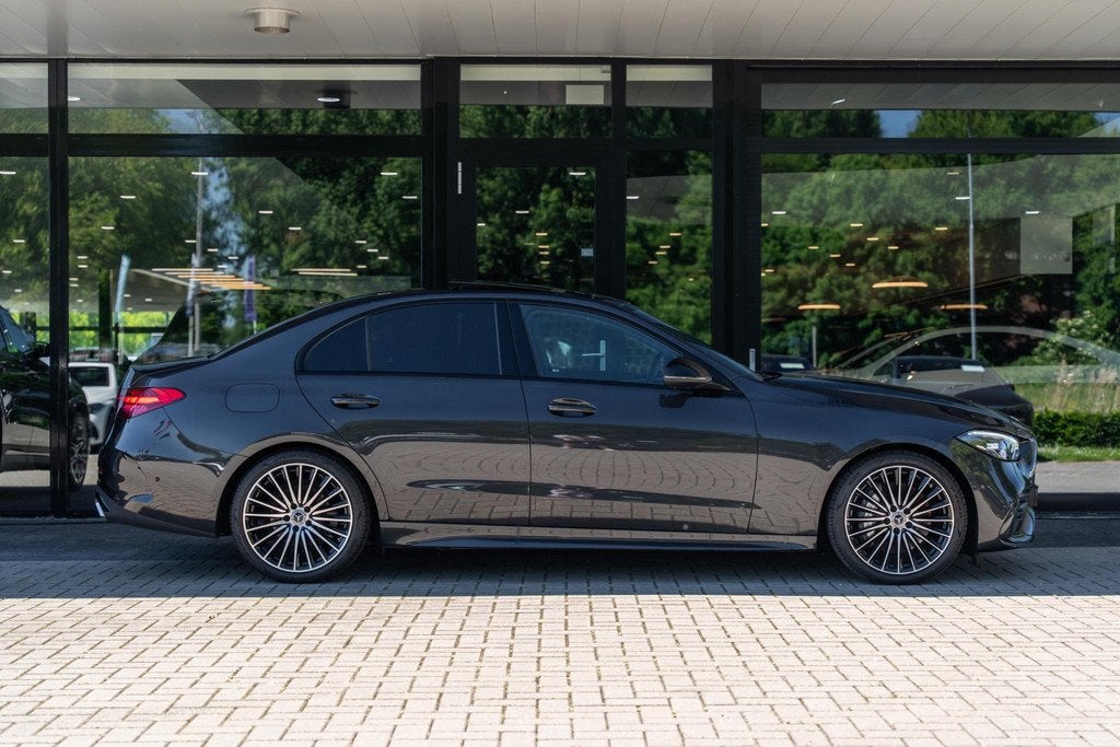 Mercedes-Benz C-klasse 180 Star Edition AMG line | Panorama-, Achterwielaandrijving, Origineel Nederlands, Bedrijf, 170 pk