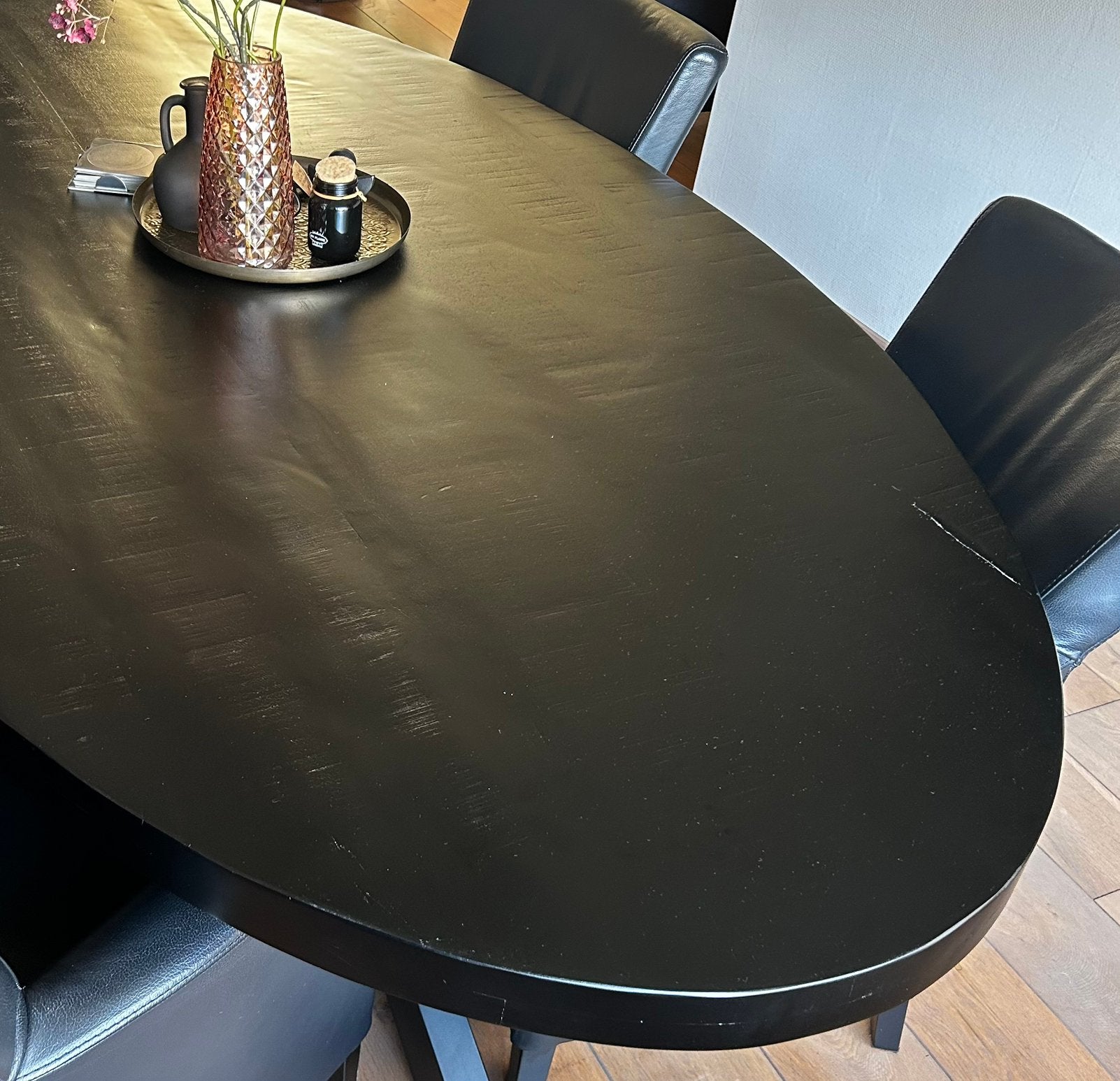 Eettafel ovaal zwart Mangohout, Huis en Inrichting, Ophalen, Gebruikt, 100 tot 150 cm, 200 cm of meer