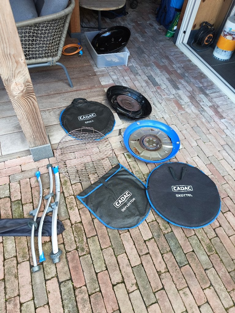 Cadac skottlebraai onderdelen, Ophalen, Zo goed als nieuw, Cadac