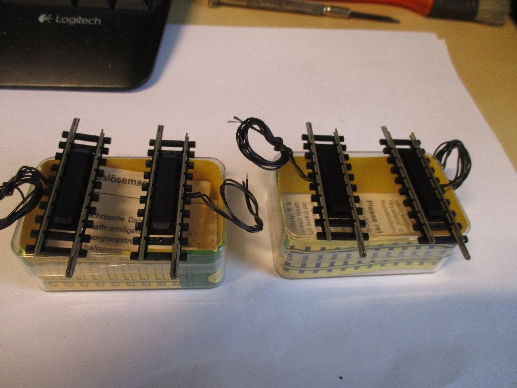 Minitrix 14980 contactrail 4 stuks nieuw, Hobby en Vrije tijd, NVT, Gelijkstroom, Trix, NVT