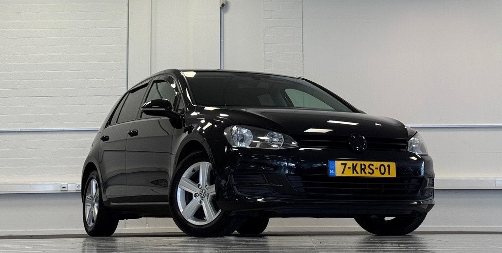 Volkswagen Golf 1.4 TSI ACT Comfortline Cruise Trekhaak PDC, Gebruikt, Euro 6, 4 cilinders, Zwart