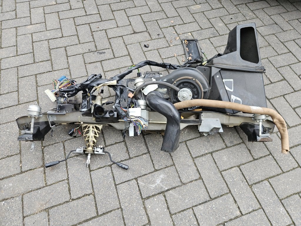 DASHBOARD DELEN SAAB 900 CLASSIC, Niet ingevuld, Gebruikt, Niet ingevuld, Ophalen of Verzenden