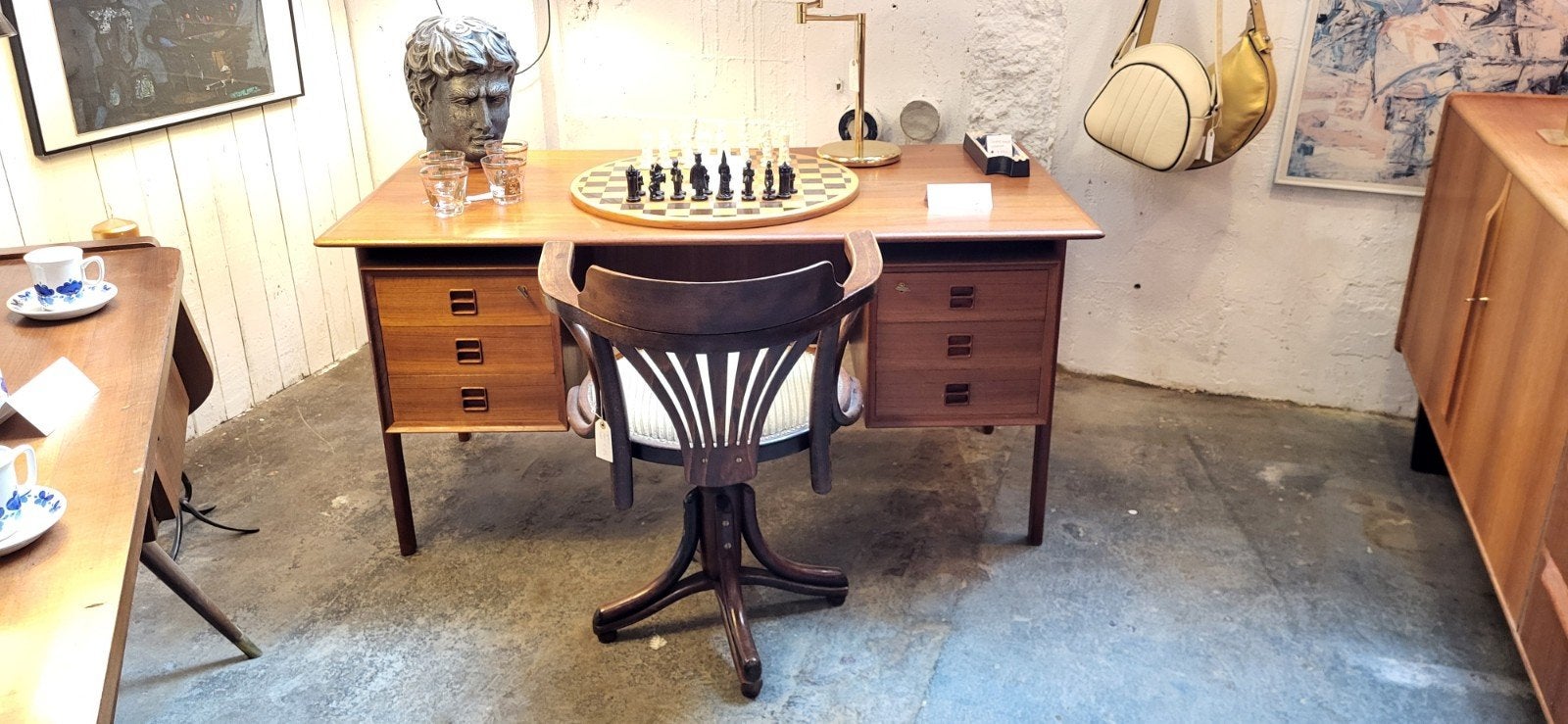 Erik Brouer Møbelfabrik Teak bureau, Huis en Inrichting, Ophalen