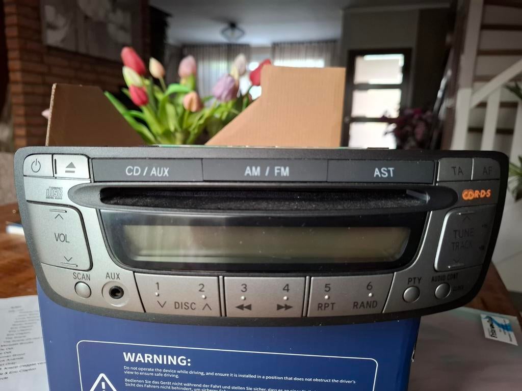 Toyota Yaris Radio CD Speler (86120-0H010, CQ-MS0570LC), Auto diversen, Autoradio's, Ophalen of Verzenden, Gebruikt