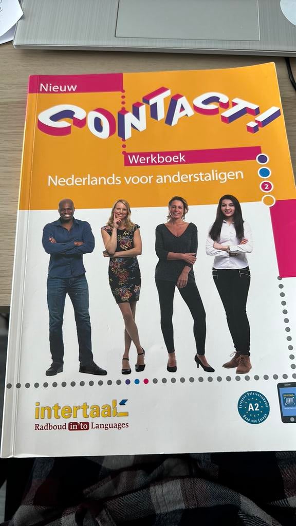 Menne - Contact! - nieuw 2 werkboek + Intertaal Augmented, Menne, Ophalen of Verzenden, Zo goed als nieuw, Nederlands
