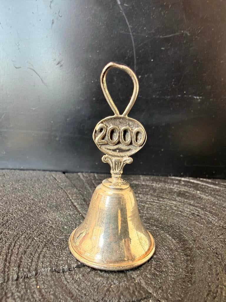 Zilveren belletje 2000 - Jaarbelletje, Verzenden, Zilver
