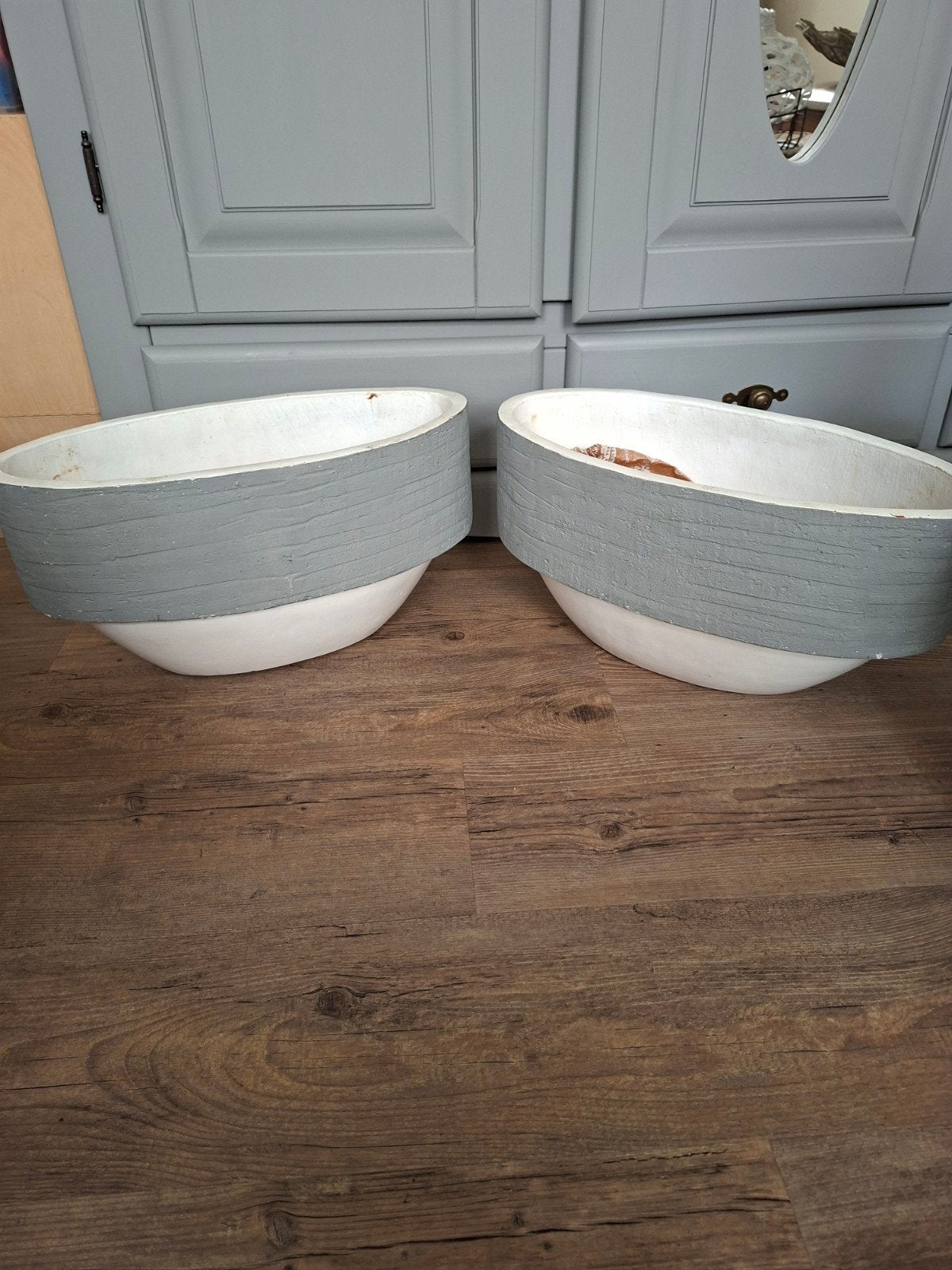 twee ovale bloempotten, Ophalen, Overige soorten, Volle zon, Minder dan 100 cm