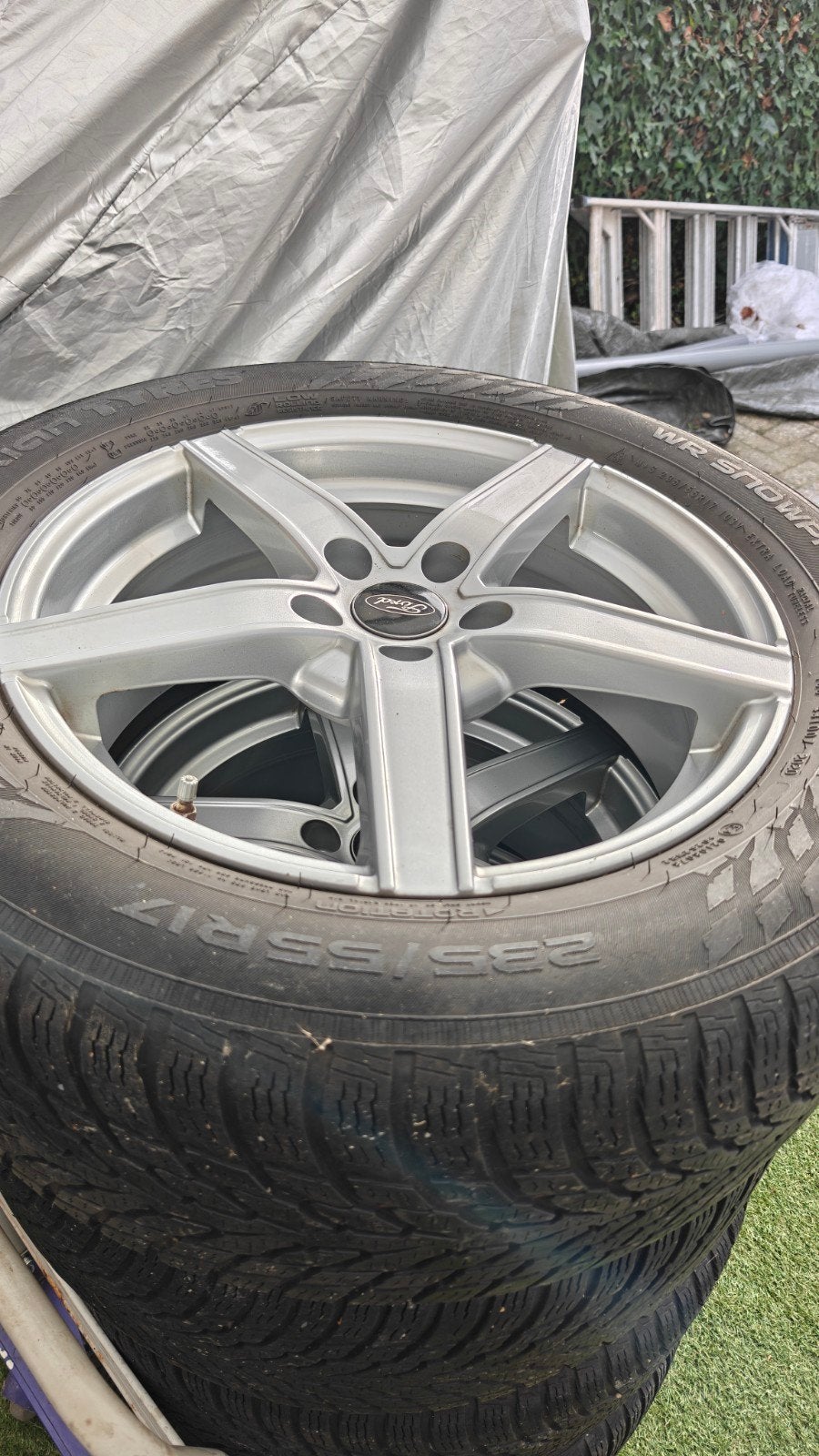 Winterbanden Ford Kuga 235/55R17 5x108 ET45, Auto-onderdelen, Ophalen, Gebruikt, Banden en Velgen, 17 inch